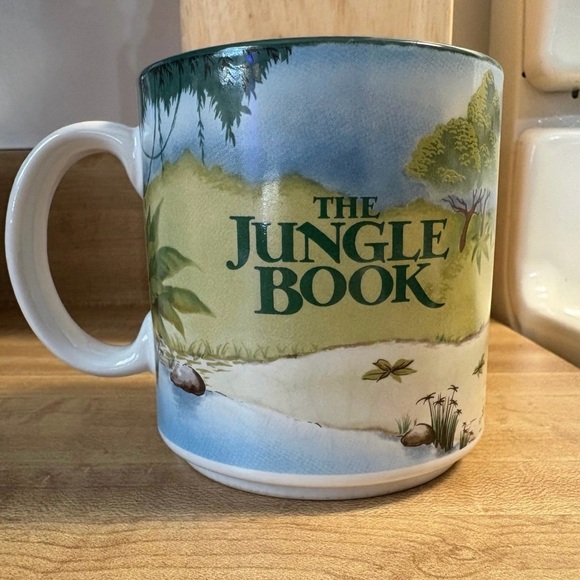 Vintage Jungle Book Disney Mug Cup
- Green and Blue - Picture 1 of 9